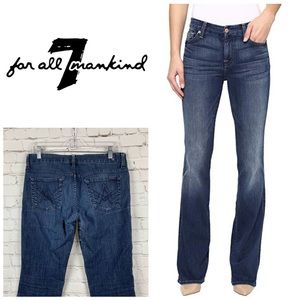 7FAM “A” Pocket Lexie Petite Flare Jeans 👖